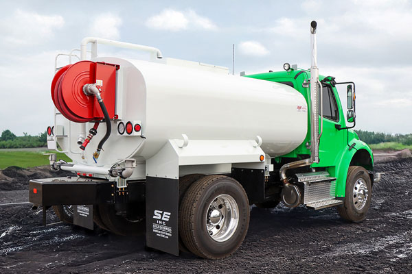 Freightliner Water Truck - WO 270871